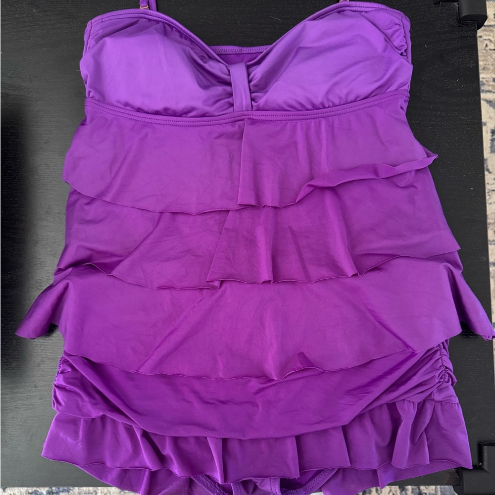 KENNETH COLE Reaction 2 piece bathing suit